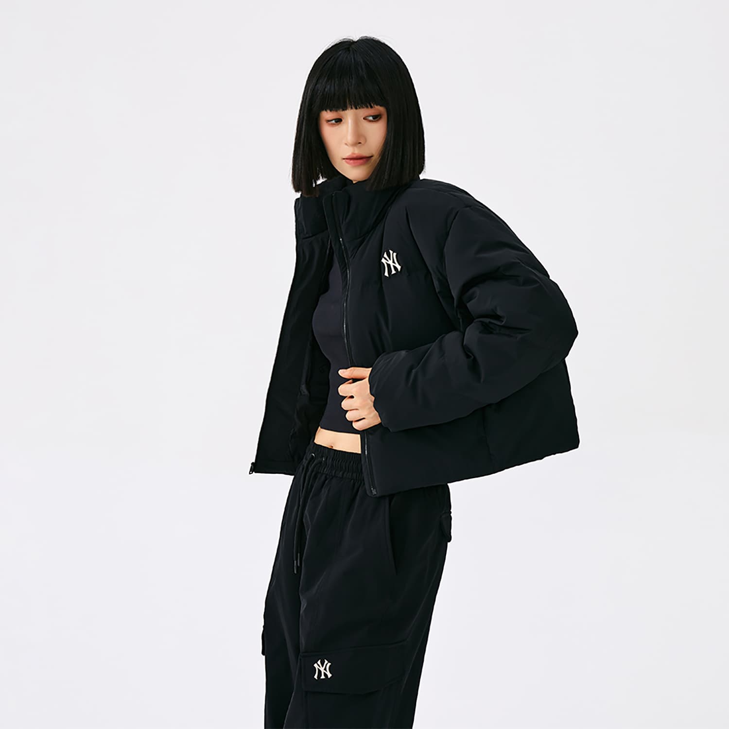 Пуховик MLB New York Yankees Basic Collection FW25 Пуховик Женский - изображение 6