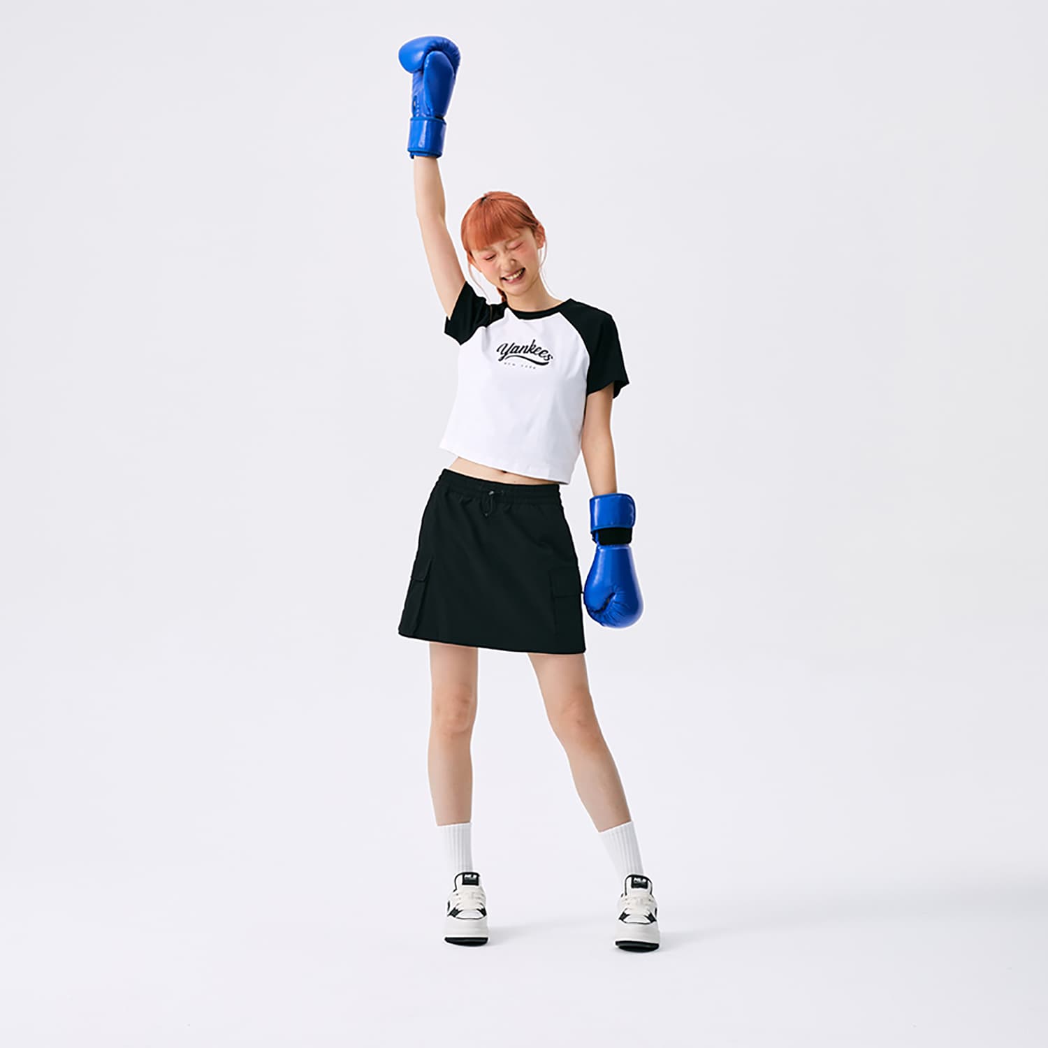 Футболка MLB Preppy Style Collection New York Yankees SS25 Реглан T-Рубашка Женская Черная - изображение 5