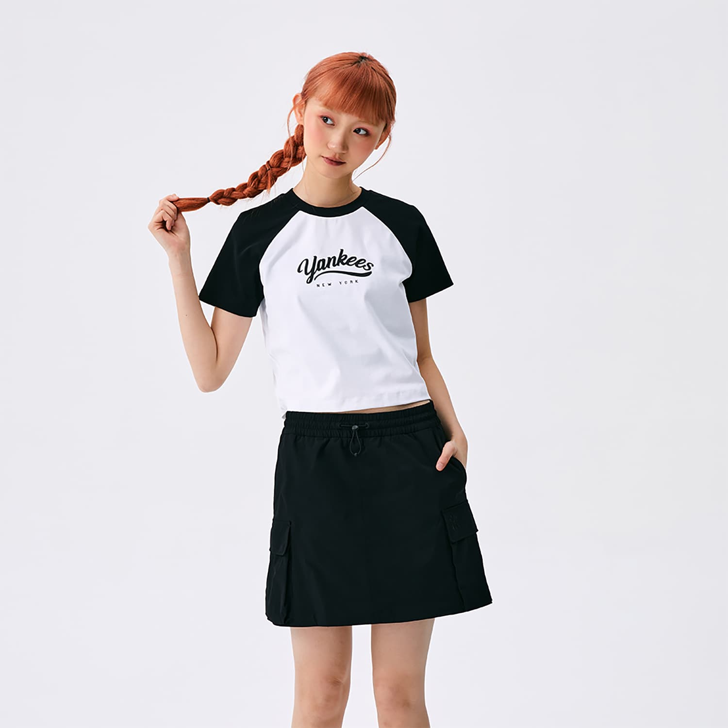 Футболка MLB Preppy Style Collection New York Yankees SS25 Реглан T-Рубашка Женская Черная - изображение 3