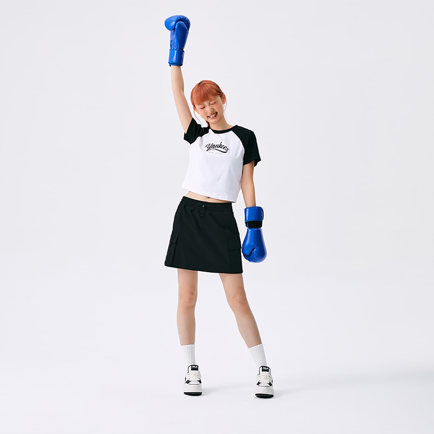 MLB New York Yankees Basic Collection SS25 Карго-шорты женские черные - изображение 7