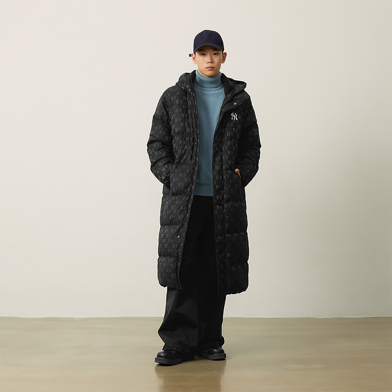 Зимняя куртка MLB MONOGRAM 24FW Пуховик Унисекс Черный - изображение 7