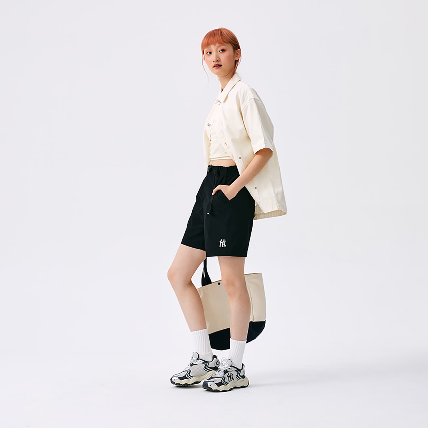 MLB New York Yankees Basic Collection SS25 Карго Шорты Унисекс Черные - изображение 5