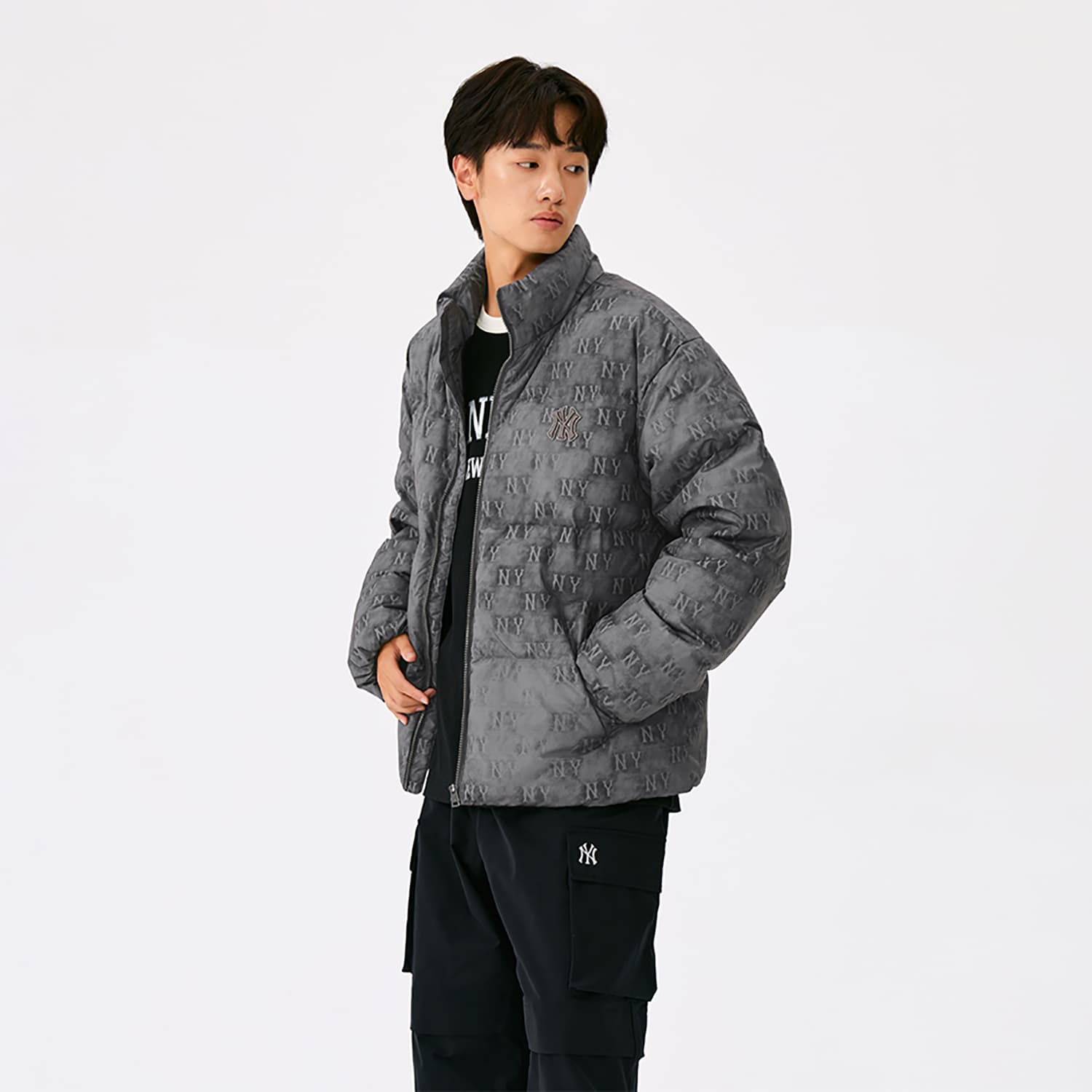 Зимняя куртка MLB MONOGRAM 25FW Пуховик Унисекс - изображение 4