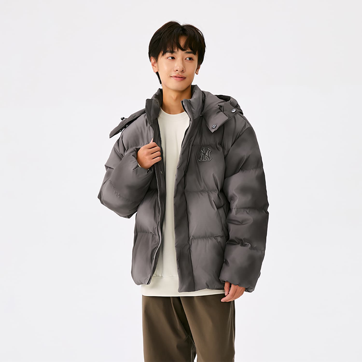 Зимняя куртка MLB New York Yankees Basic Collection FW25 Пуховик Унисекс - изображение 5
