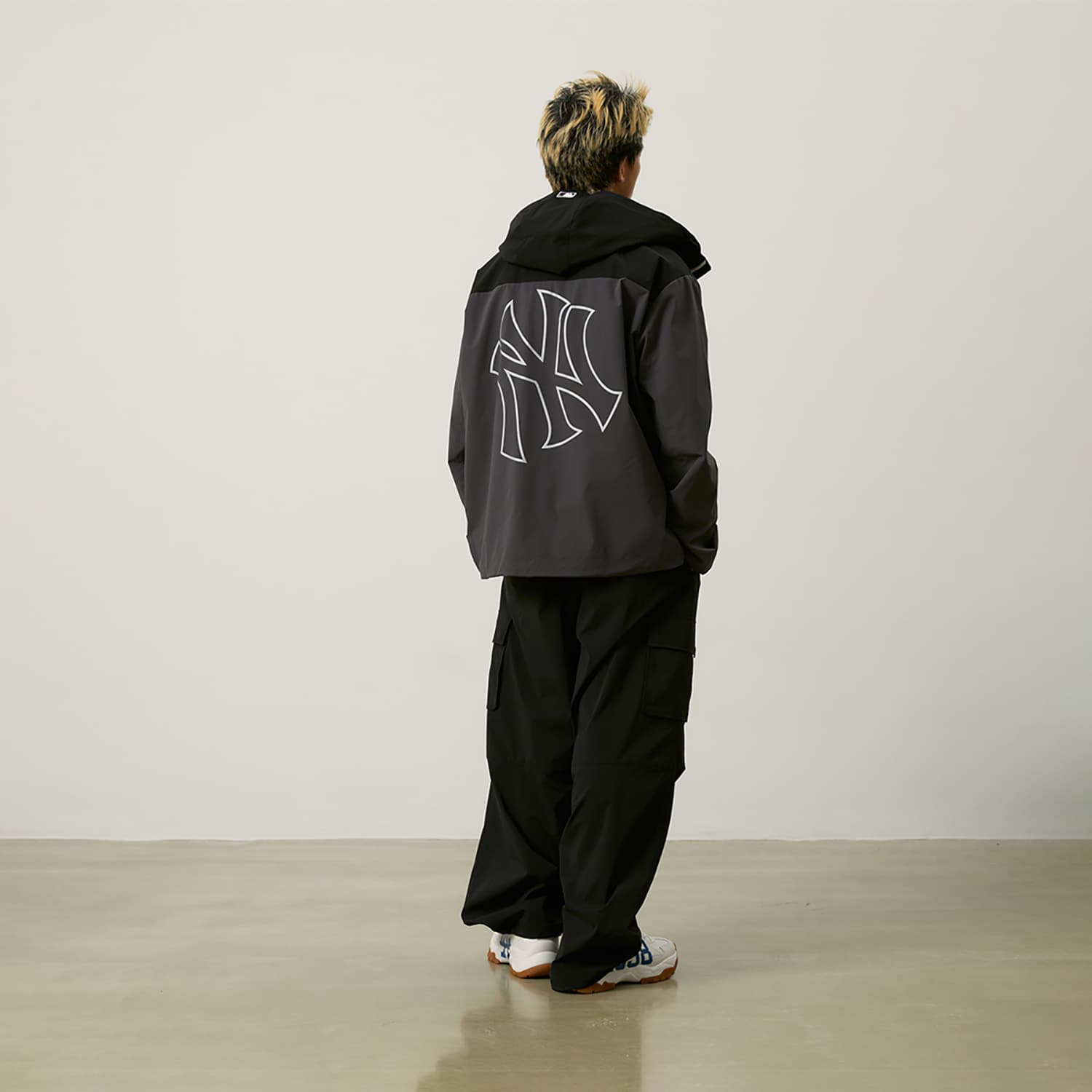 Куртка mlb New York Yankees Basic Collection 24FW Куртка Унисекс Угольно-серый - изображение 5