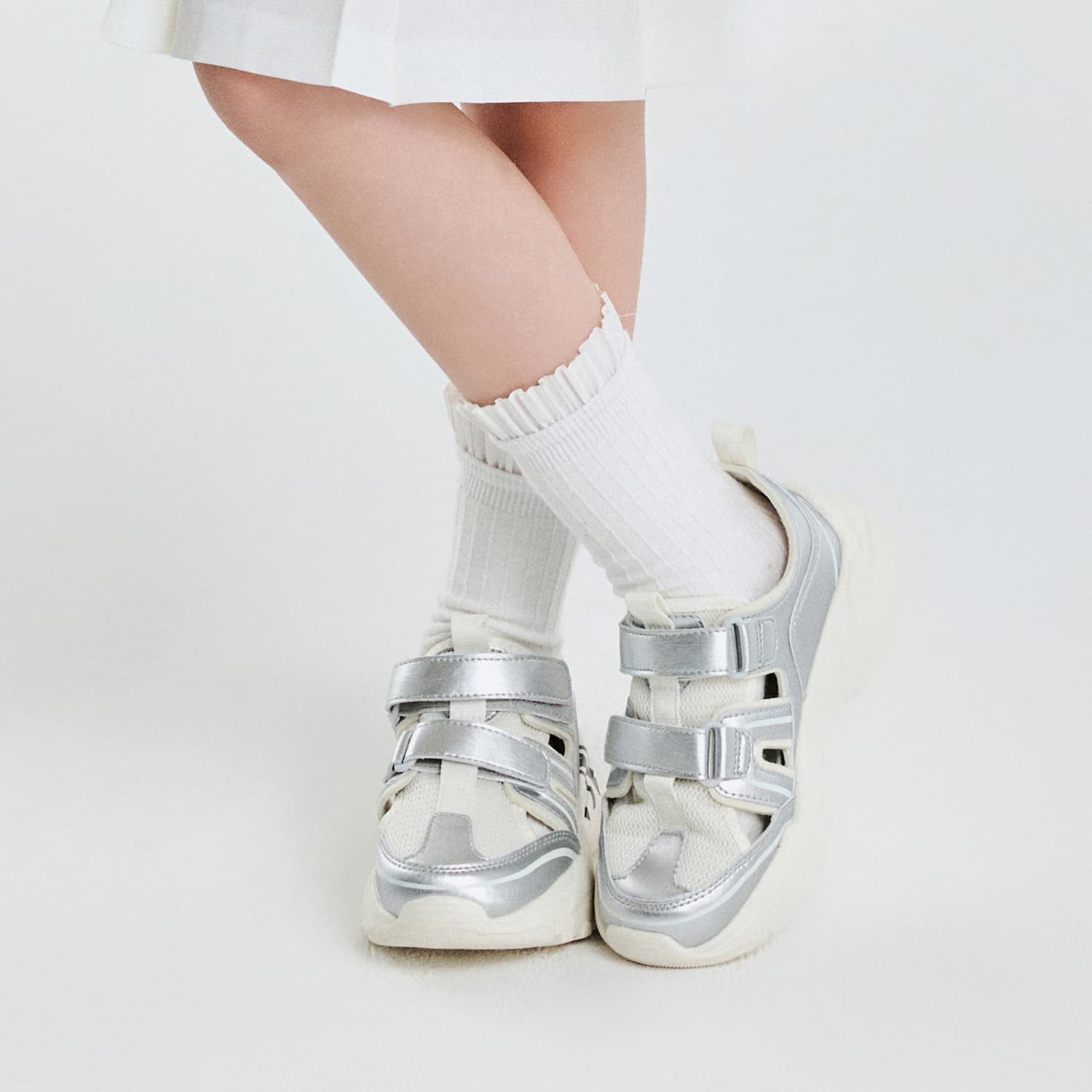 Кроссовки Mlb Base Logo Нью-Йорк Янкис Синтетическая кожа Low Топ Kids Lifestyle Shoes Серебряный Детский - изображение 7