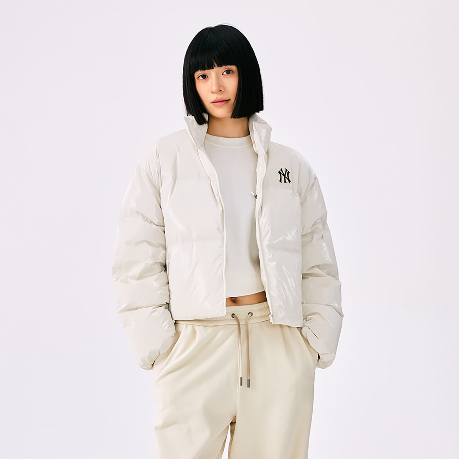 Пуховик MLB New York Yankees Basic Collection FW25 Пуховик Женский - изображение 5