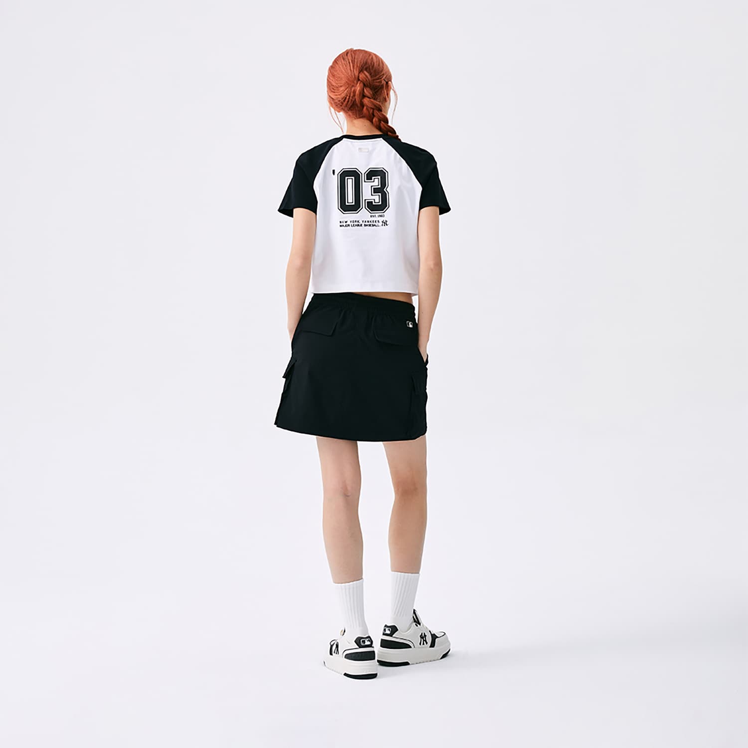 MLB New York Yankees Basic Collection SS25 Карго-шорты женские черные - изображение 6