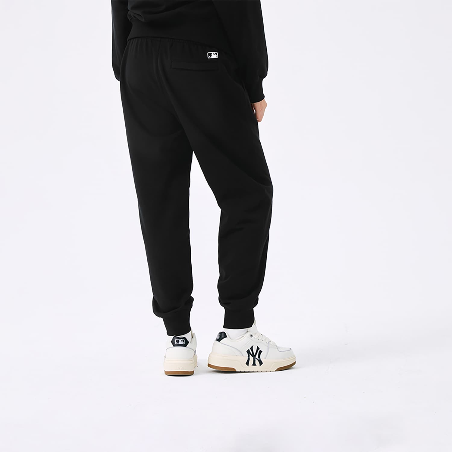 Штаны MLB New York Yankees Basic Collection SS25 Вязаные тренировочные штаны унисекс черные - изображение 6