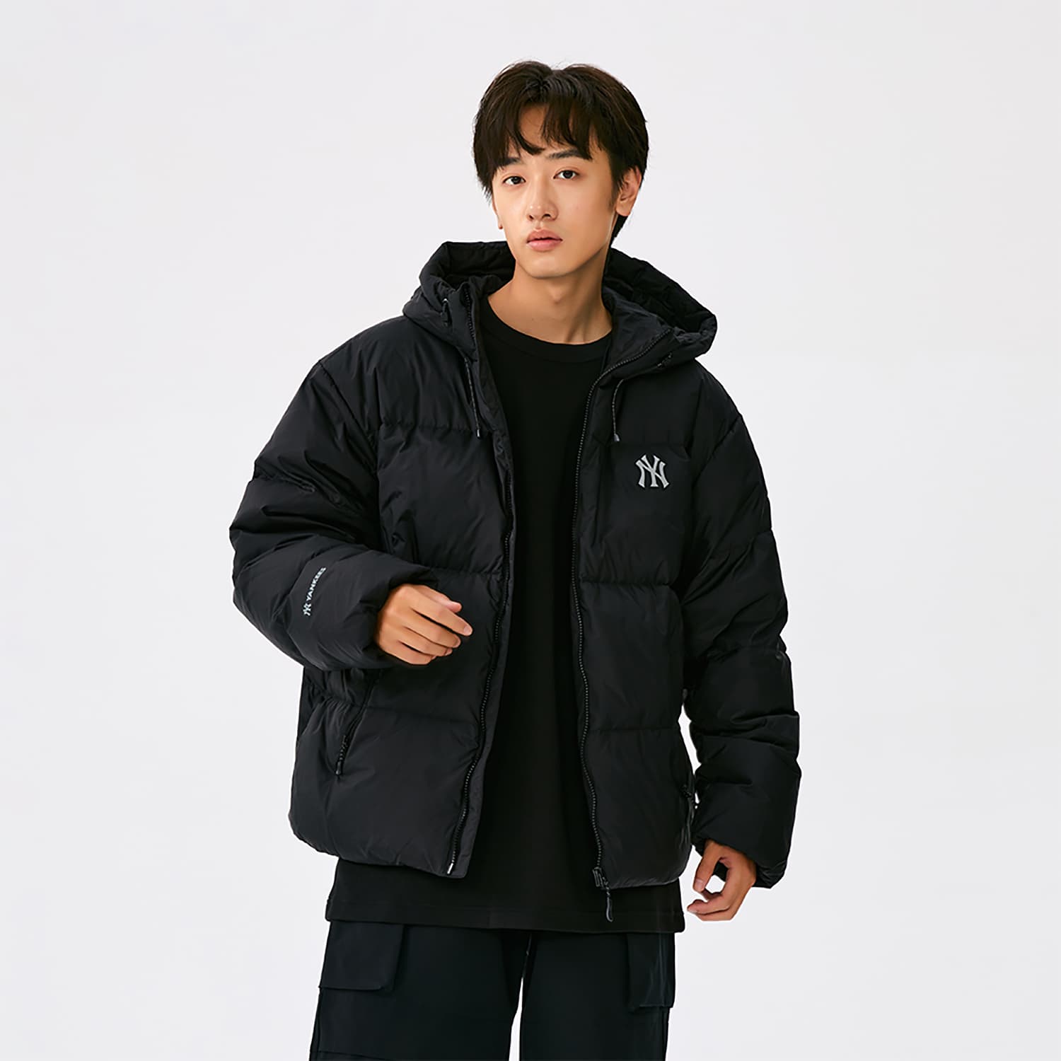 Зимняя куртка MLB New York Yankees Basic Collection FW25 Пуховик Унисекс - изображение 5