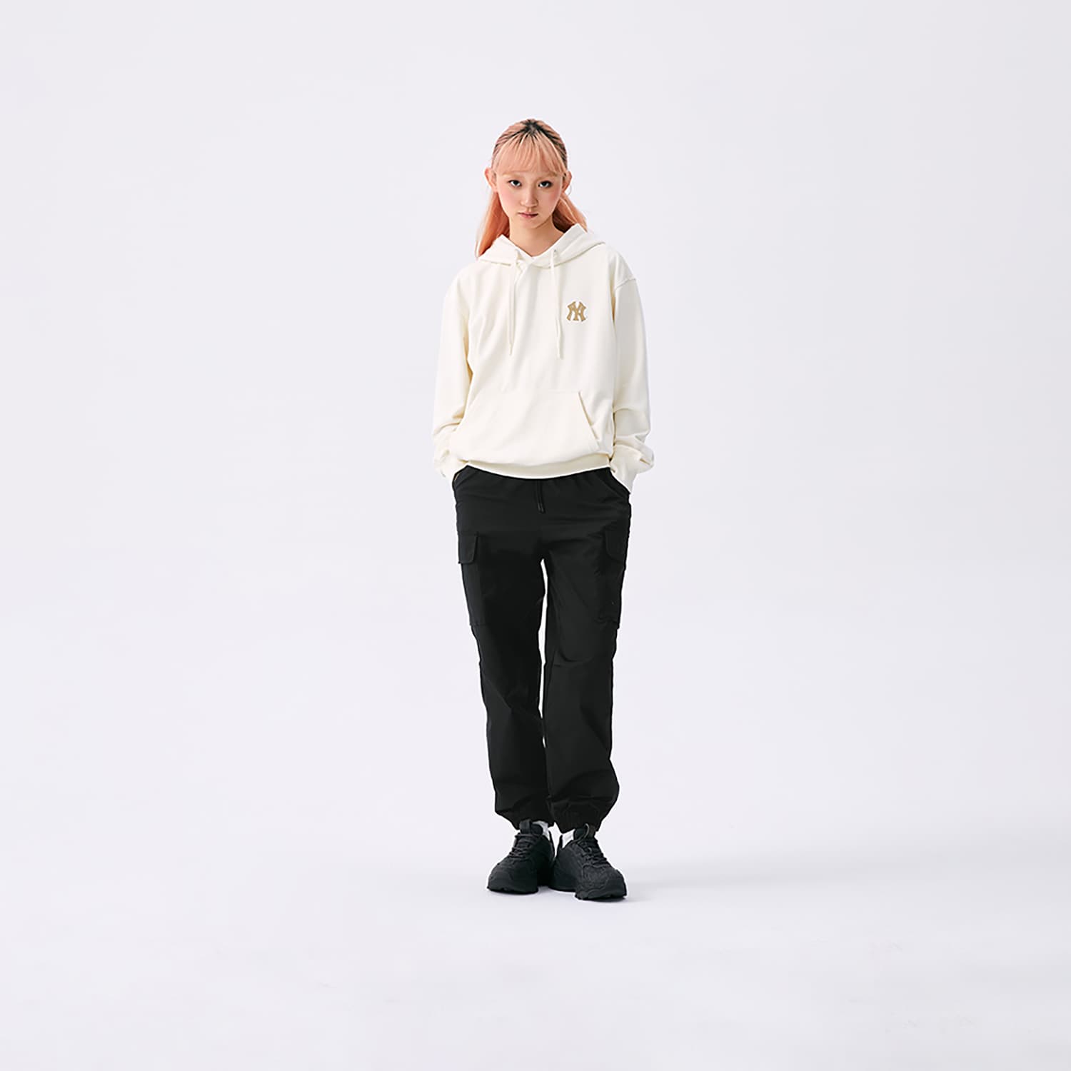 Штаны MLB New York Yankees Basic Collection SS25 Повседневные штаны Унисекс Черные - изображение 8