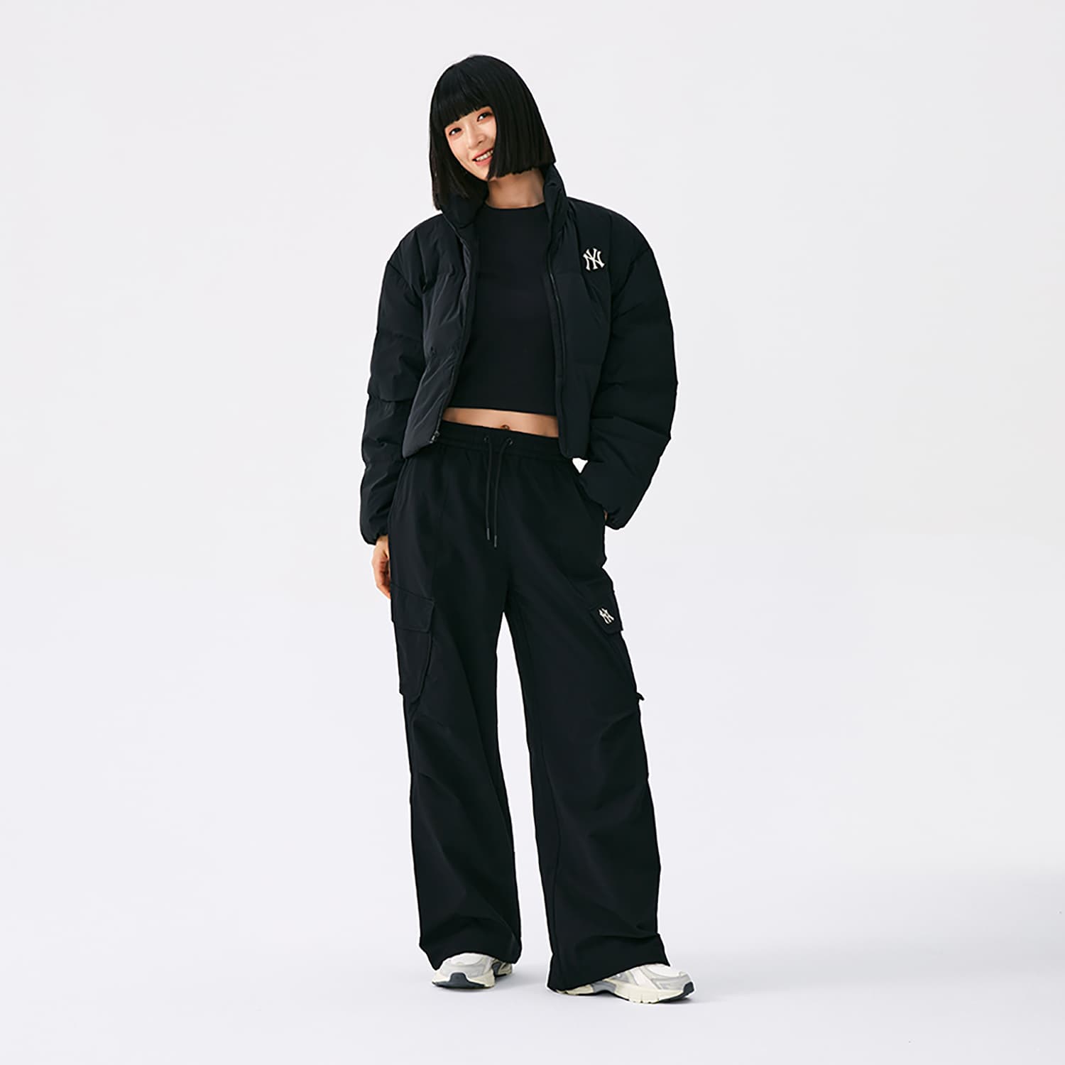 Пуховик MLB New York Yankees Basic Collection FW25 Пуховик Женский - изображение 7