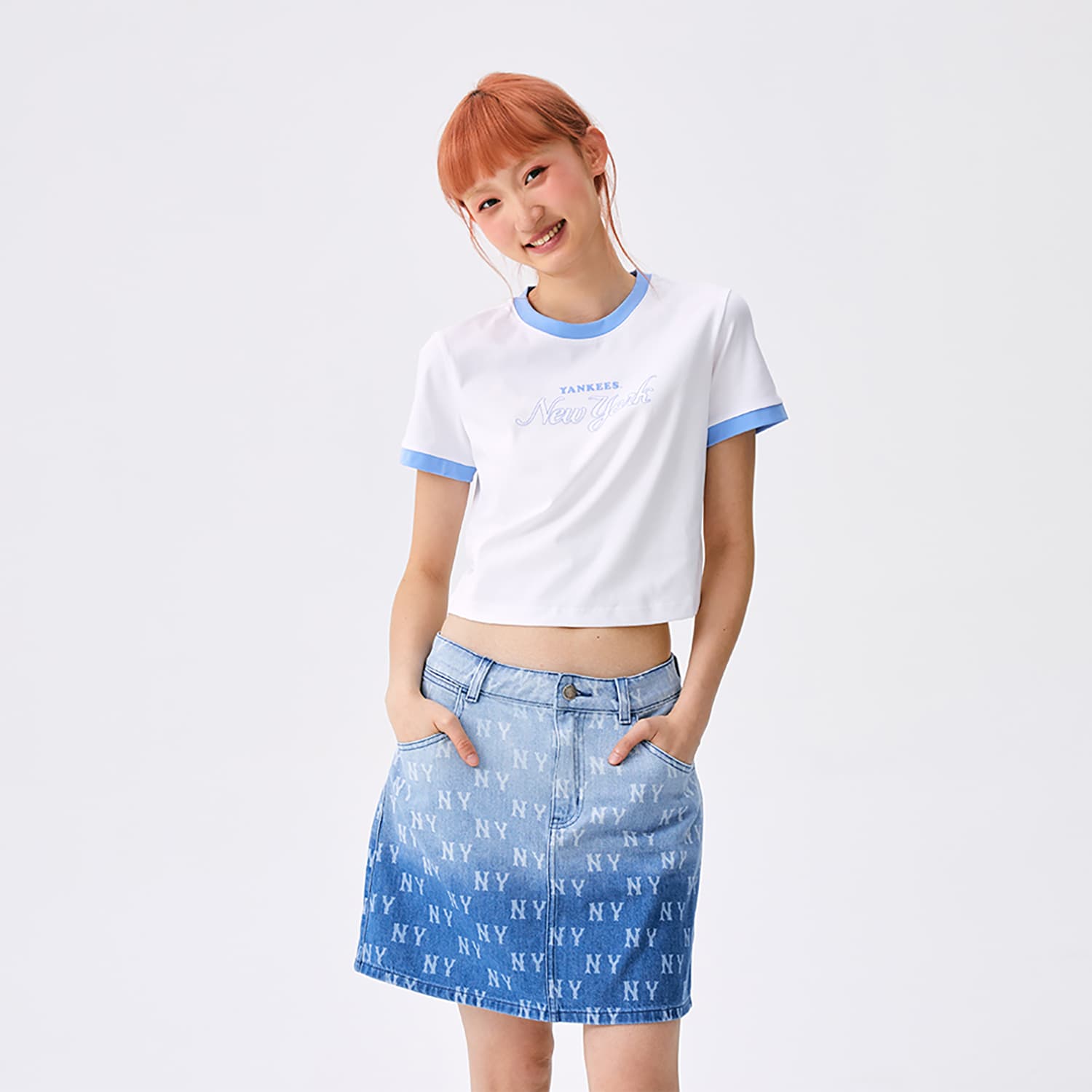 Футболка MLB Preppy Style Collection New York Yankees SS25 T Рубашка Женская Экрю - изображение 4