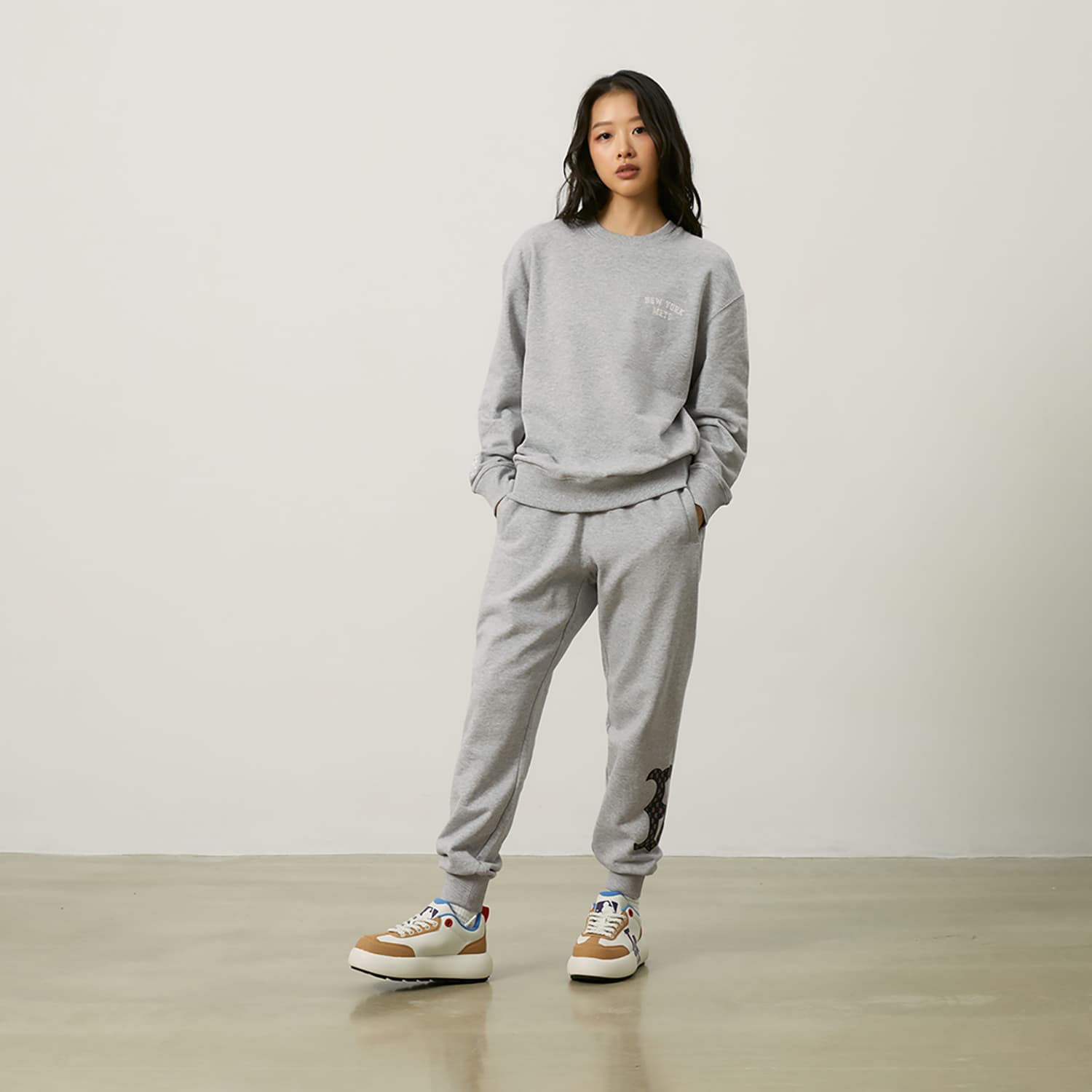 Штаны MLB MONOGRAM Коллекция Boston Red Sox 24FW Спортивные трикотажные брюки Унисекс Серый - изображение 5