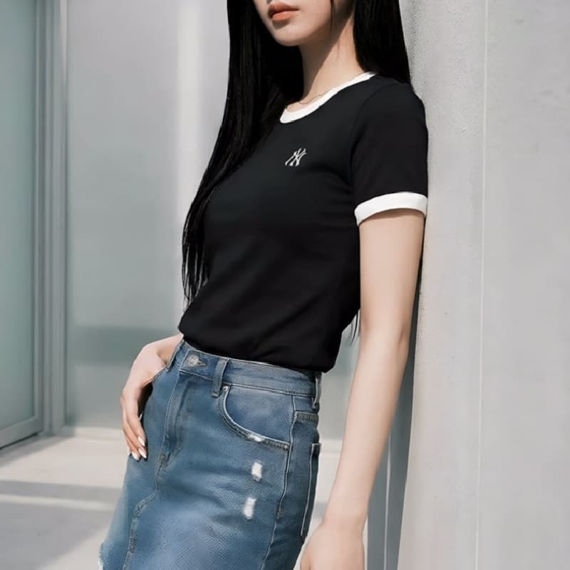 Футболка MLB New York Yankees Basic Collection T-рубашка Женская - изображение 4