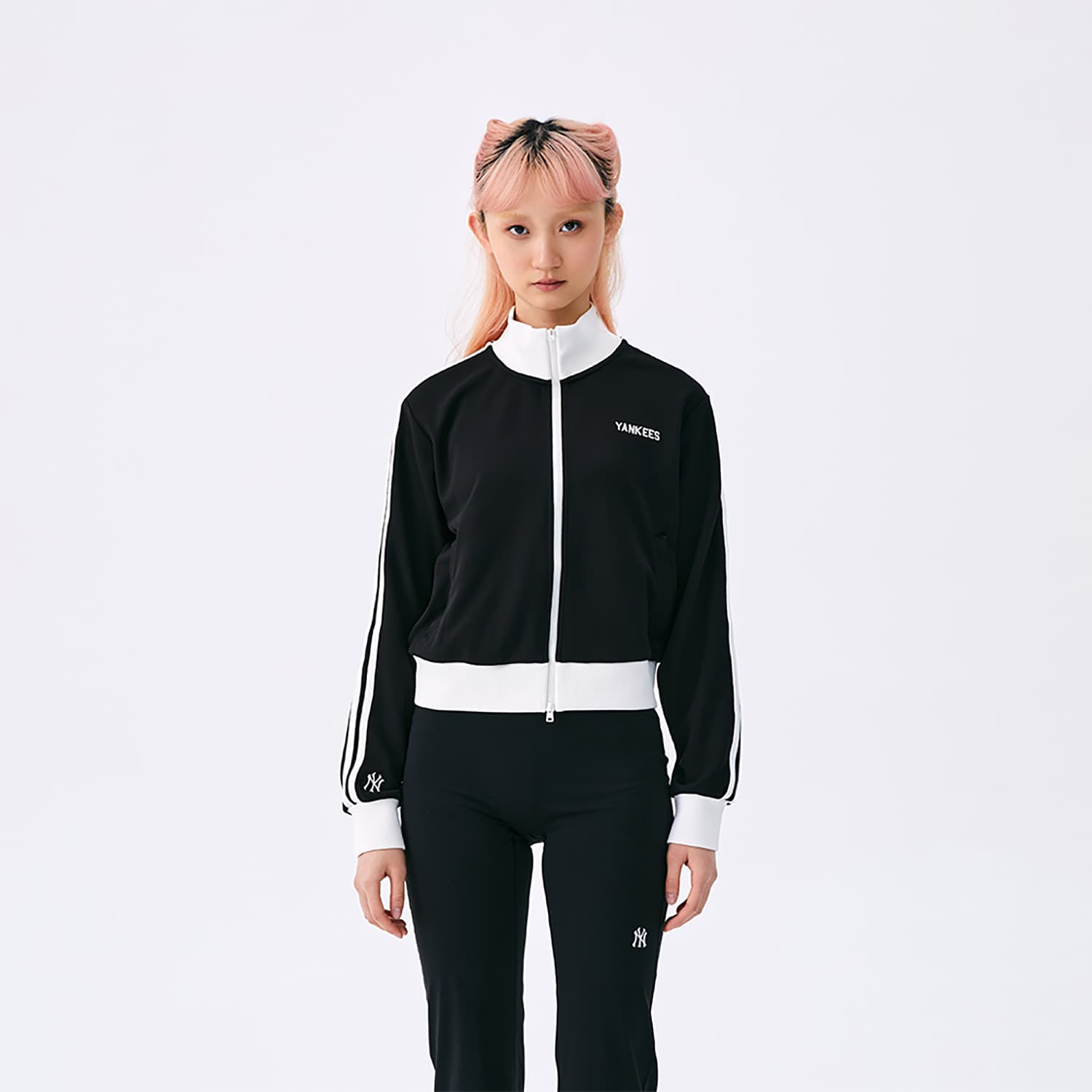 Куртка MLB Preppy Style Collection New York Yankees SS25 Куртка Женская Черная - изображение 4