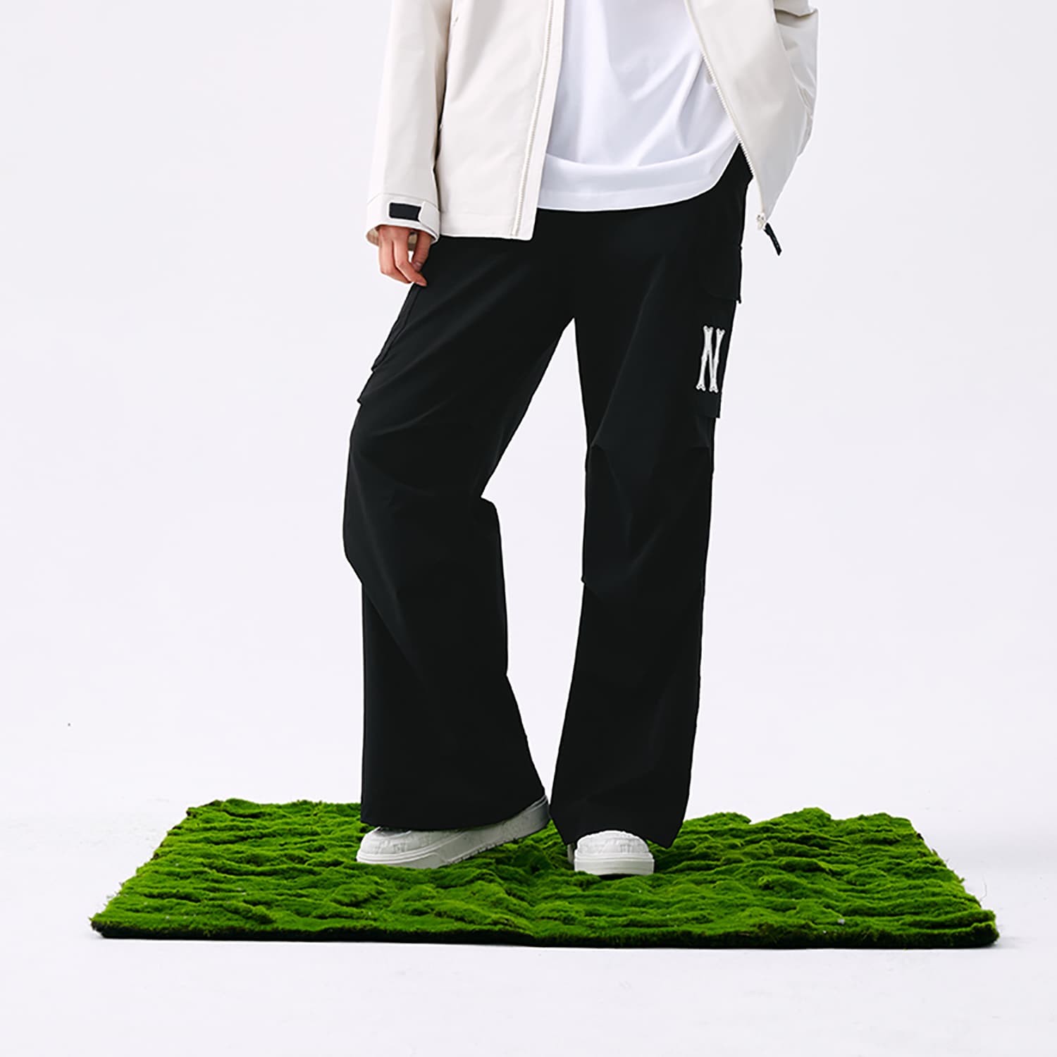 Штаны MLB New York Yankees Basic Collection SS25 Повседневные штаны Женские Черные - изображение 5