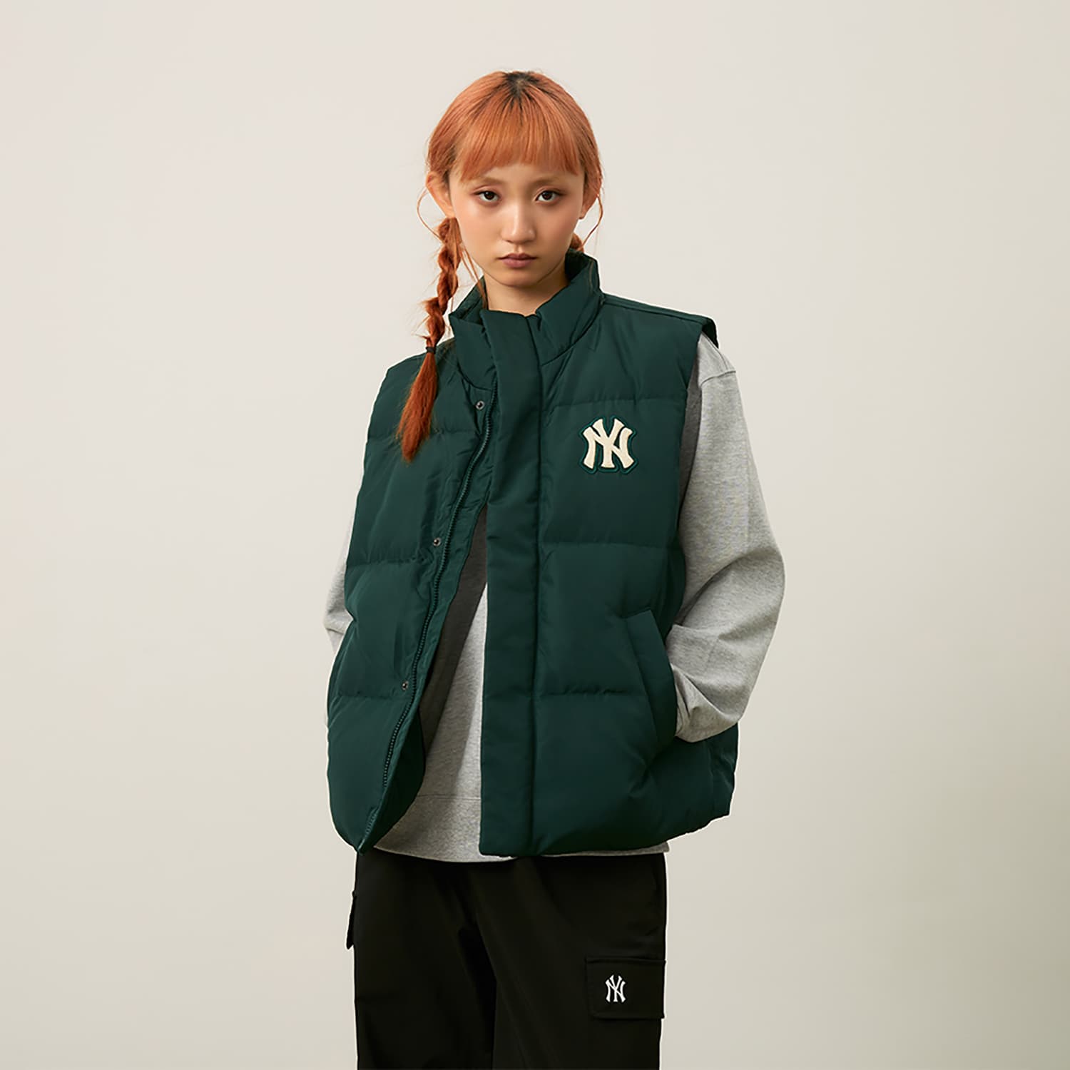 Куртка MLB Preppy Style Collection New York Yankees Пуховый жилет Унисекс Темно-зеленый - изображение 4