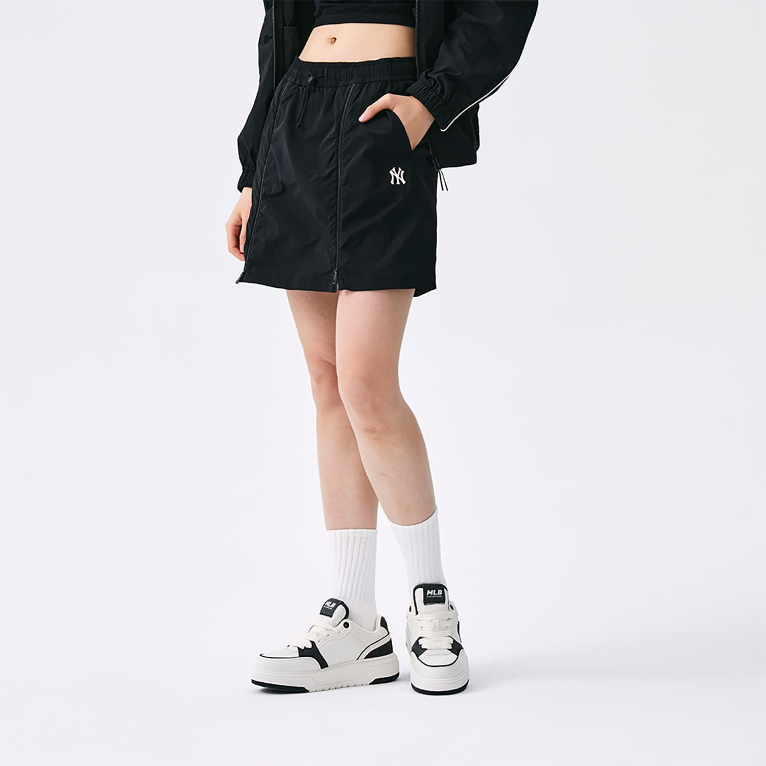 Юбка MLB New York Yankees Basic Collection SS25 Повседневные короткие юбки Женские Черный - изображение 6