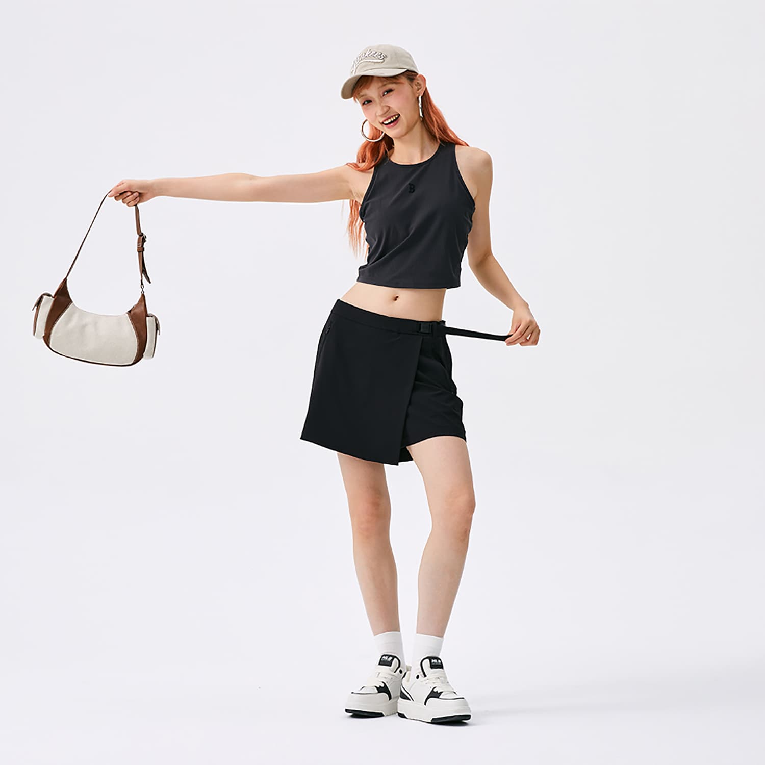 Юбка MLB New York Yankees Basic Collection SS25 Повседневные шорты Женские Черные - изображение 3