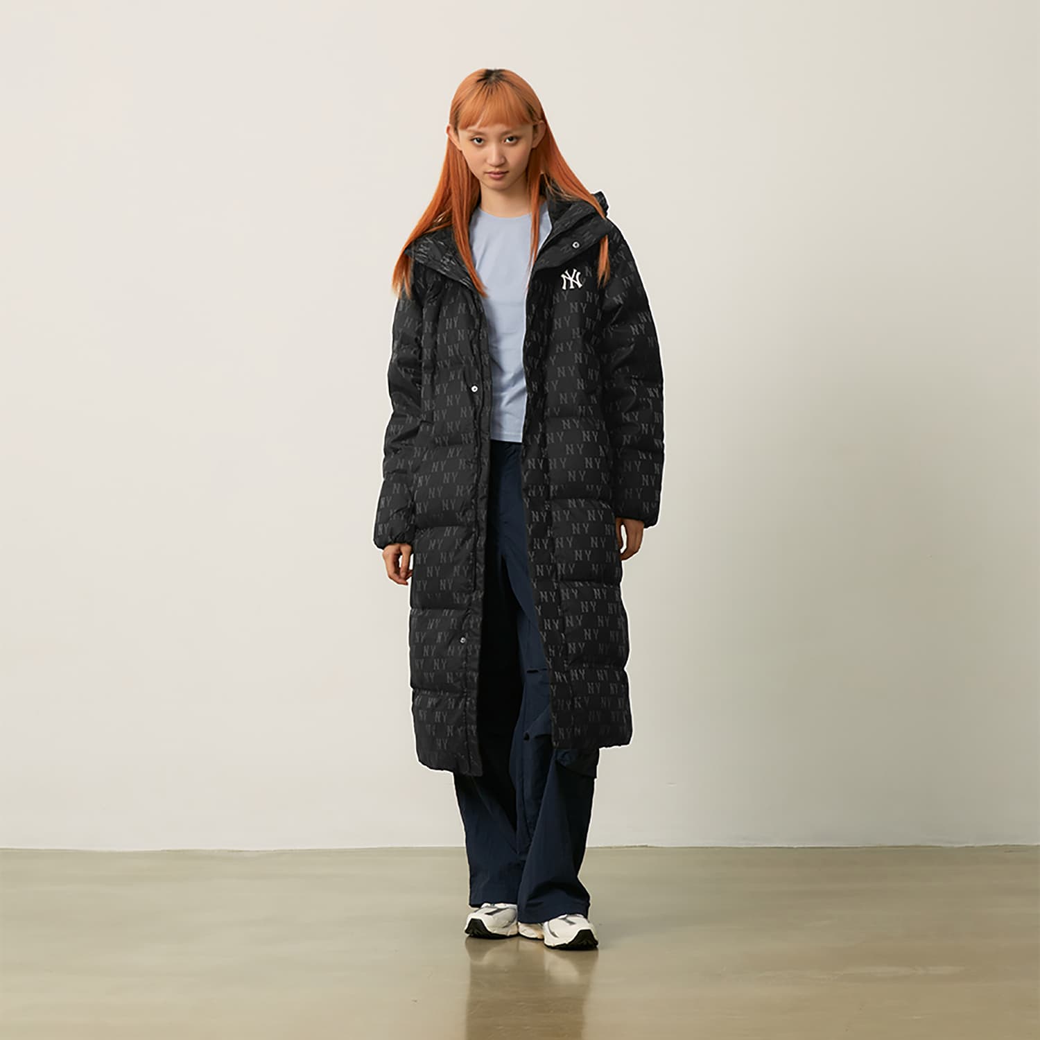 Зимняя куртка MLB MONOGRAM 24FW Пуховик Унисекс Черный - изображение 3