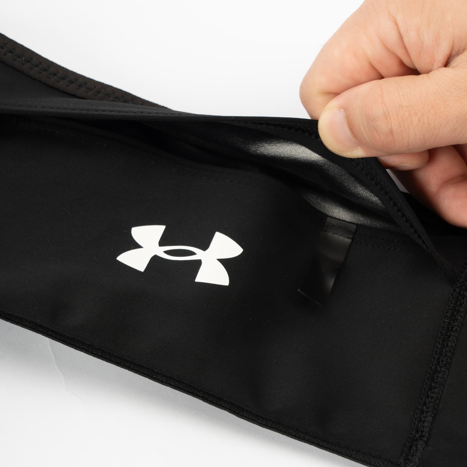 Сумки для бега Under Armour - изображение 3
