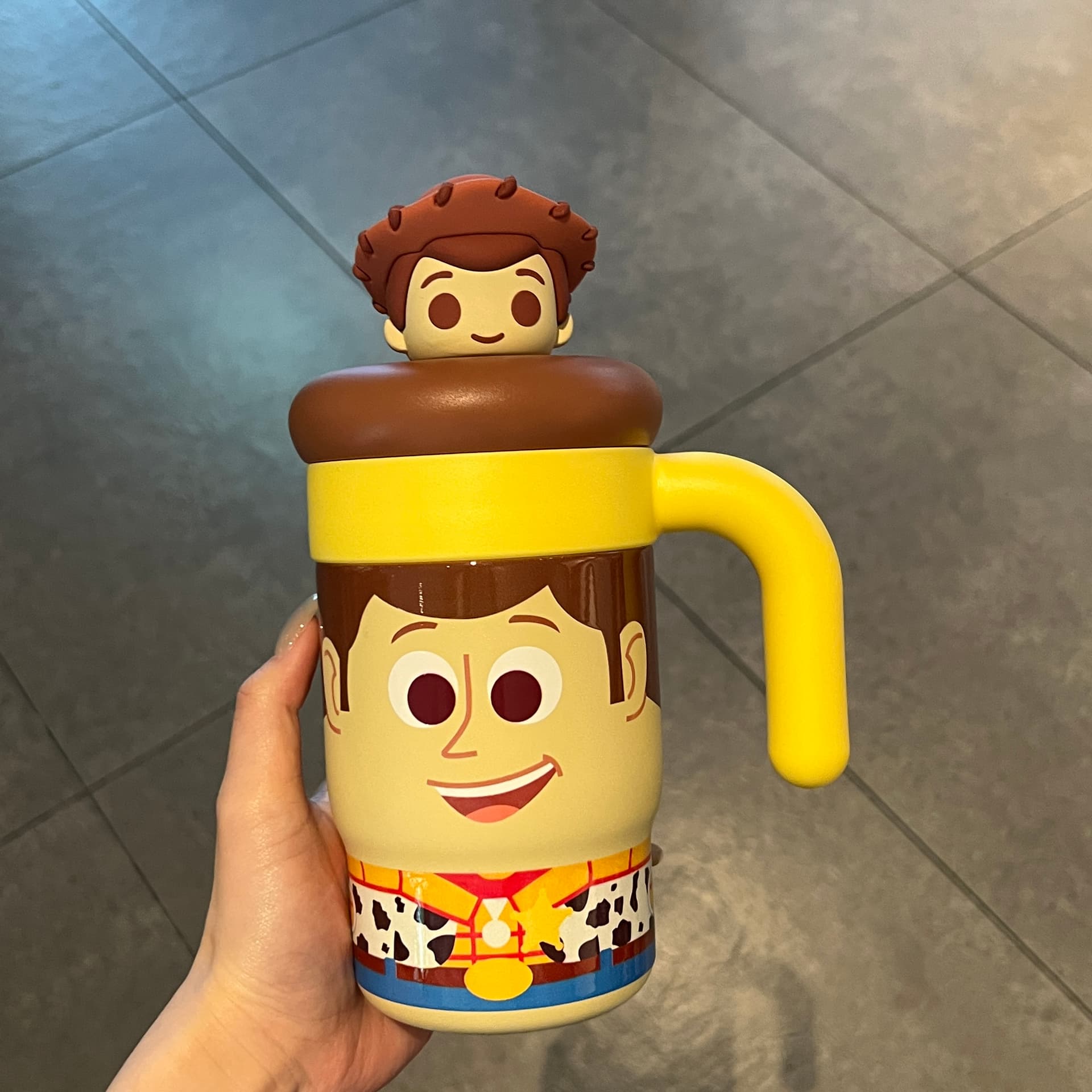 Disney Mickey Mouse коллекция Toy Story термокружка 610 мл - изображение 2
