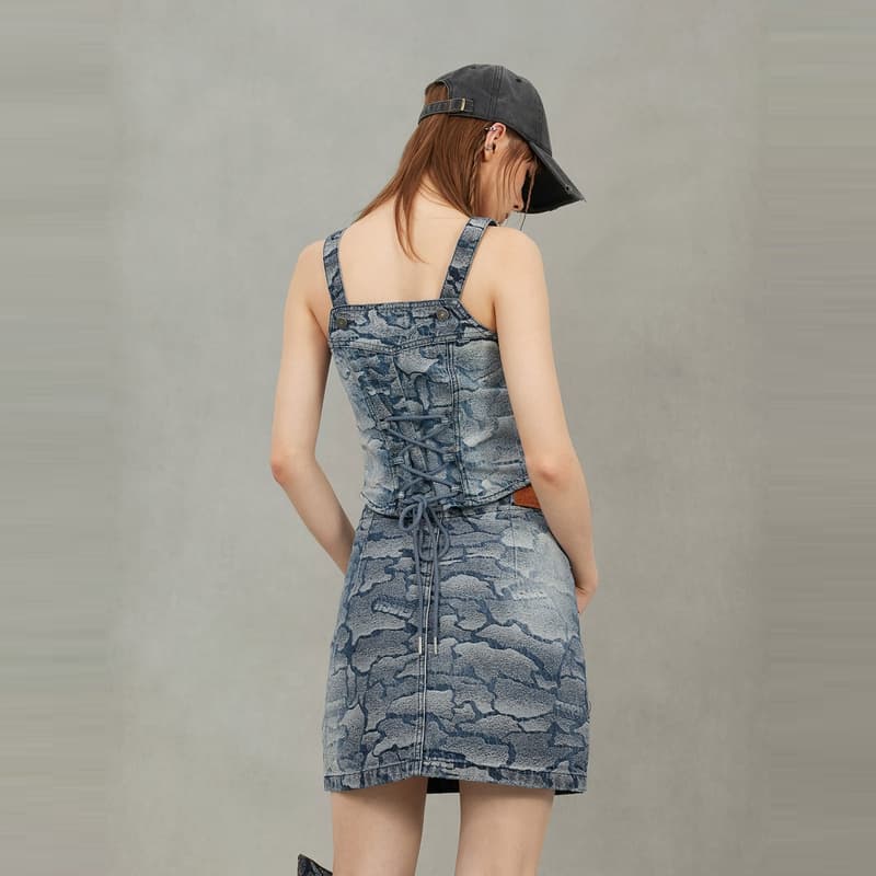 Майка EVISU Джинсовый синий сплошной принт Женские Майки - изображение 3