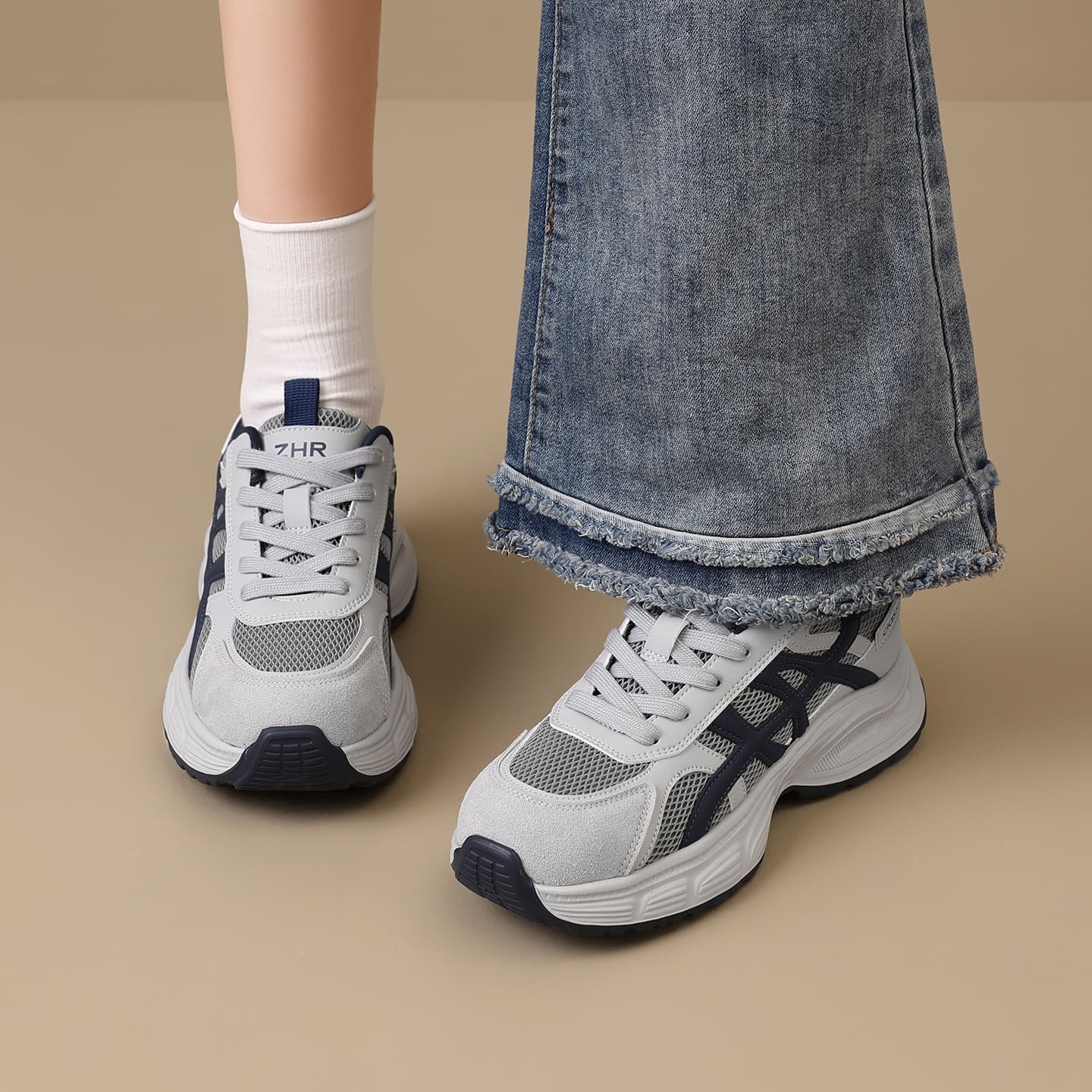 Кроссовки ZHR Chunky Sneakers Low Top Women's - изображение 3