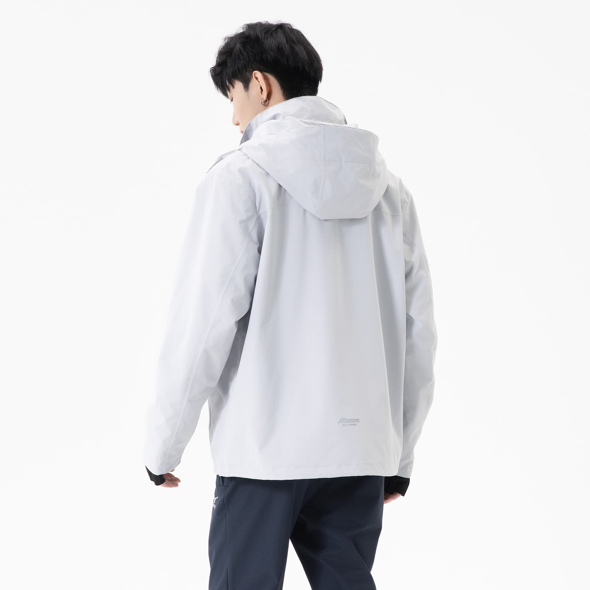 Демисезонная куртка Mizuno logo - изображение 7