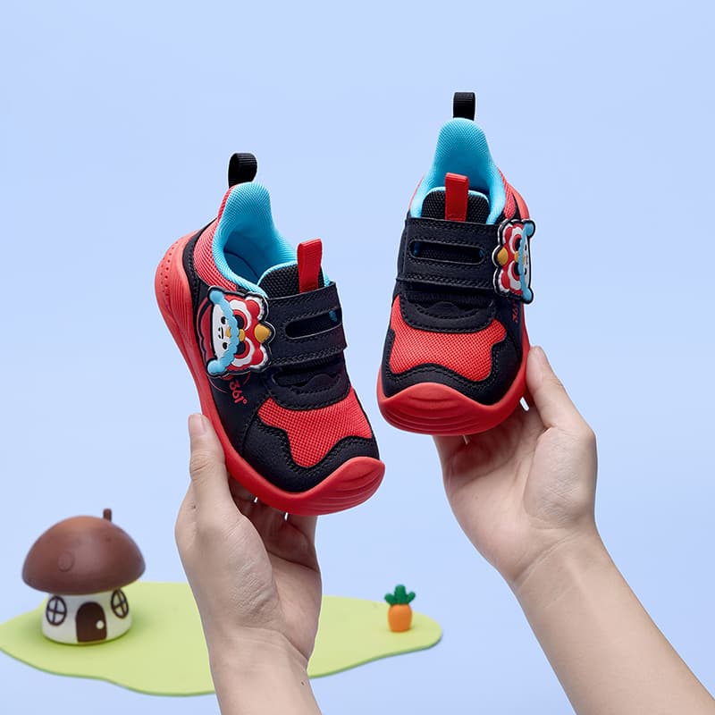 Кроссовки 361°KIDS Амортизация и Легкость Дышащая Противоскользящая Повседневная Обувь Черная Красная Для Младенцев и Малышей - изображение 6