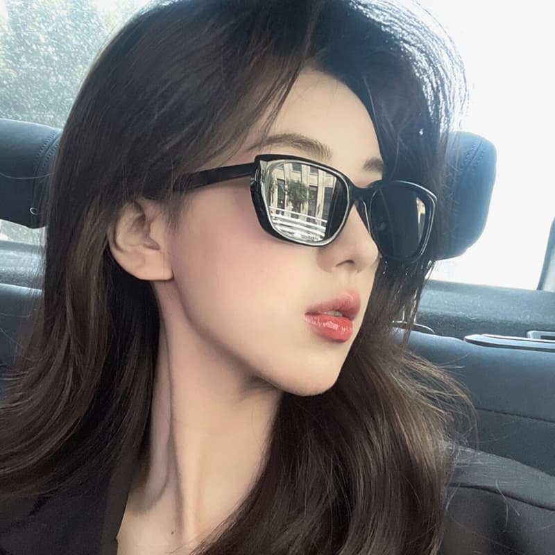 Солнцезащитные очки RUOYUN Cat Eye Sunglasses - изображение 4