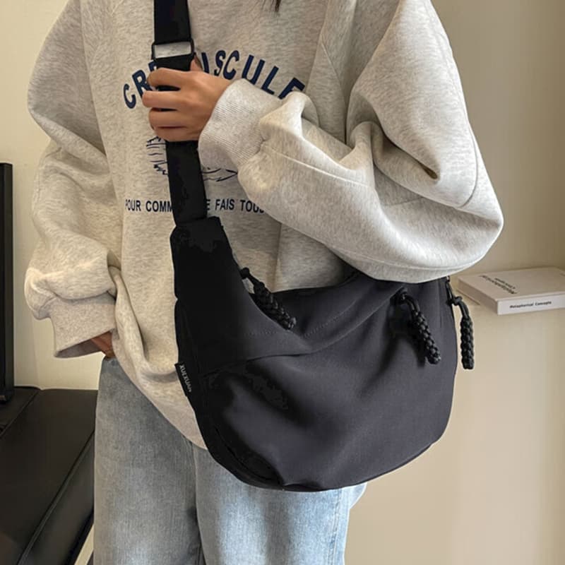 Сумка через плечо Warrior Oxford Crossbody Bag Shoulder Bag Унисекс Черный Белый - изображение 2