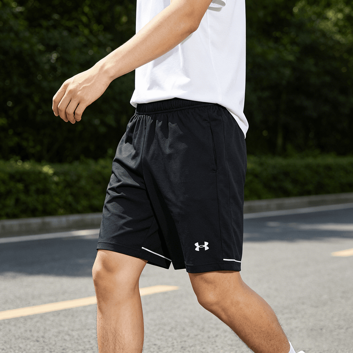 Тренировочные штаны Under Armour Черные Унисекс Спортивные Шорты - изображение 4