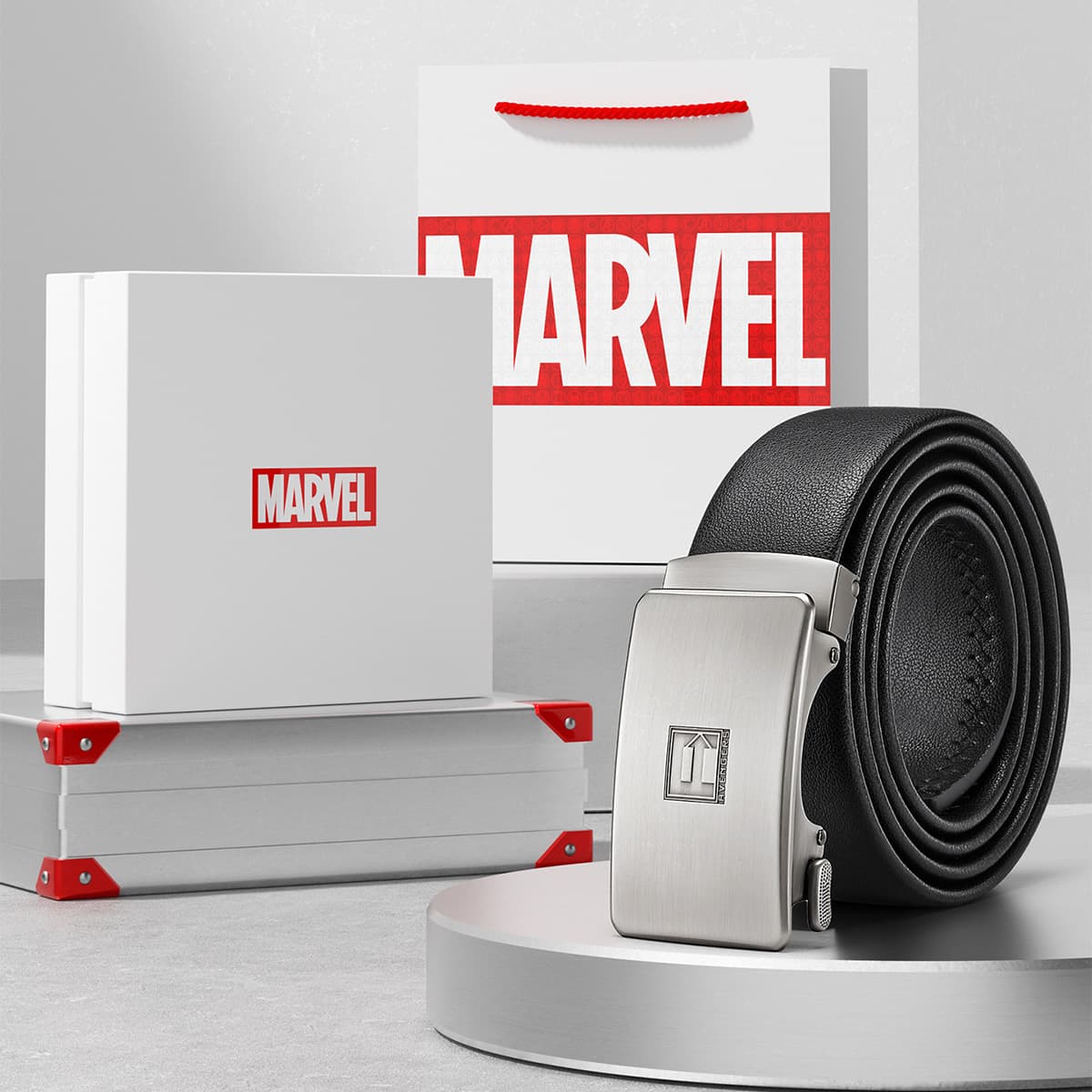 Ремень Disney Marvel The Avengers Collection Ремни из коровьей кожи Мужские 3,5 см - изображение 1