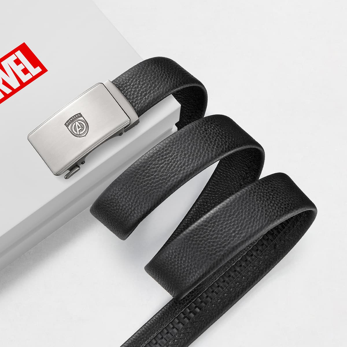 Ремень Disney Marvel The Avengers Collection Ремни из коровьей кожи и сплава мужские черные 3,5 см - изображение 5