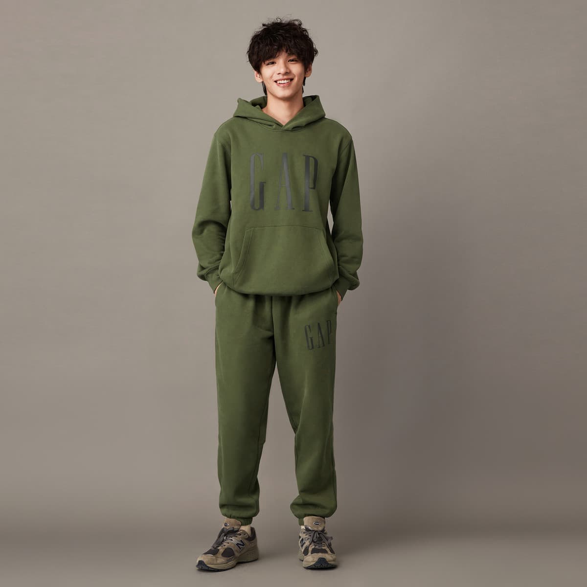 Худи GAP Hoodie - изображение 4