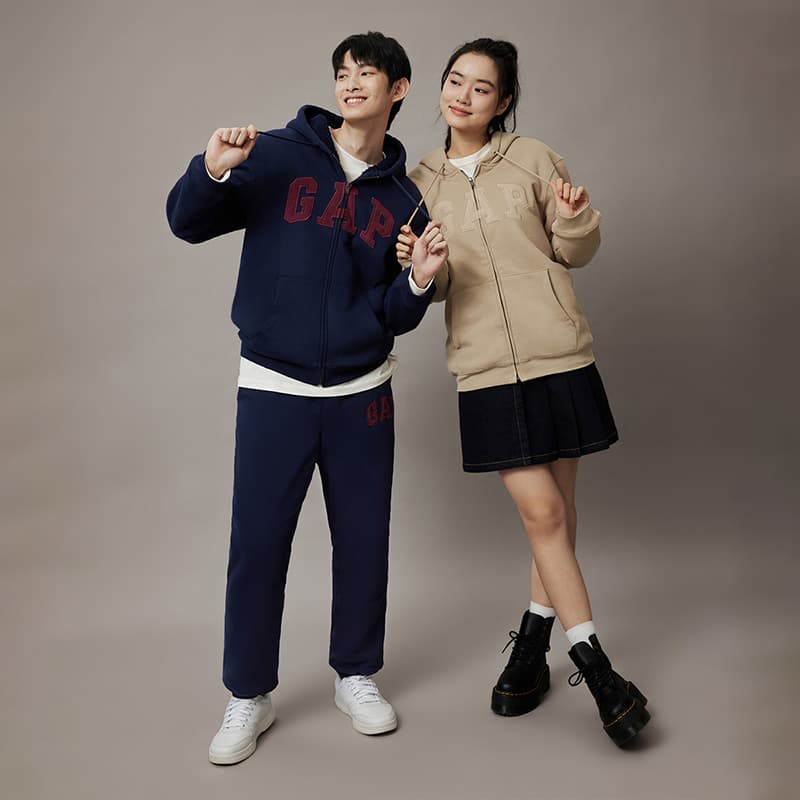 Худи GAP Hoodie - изображение 2