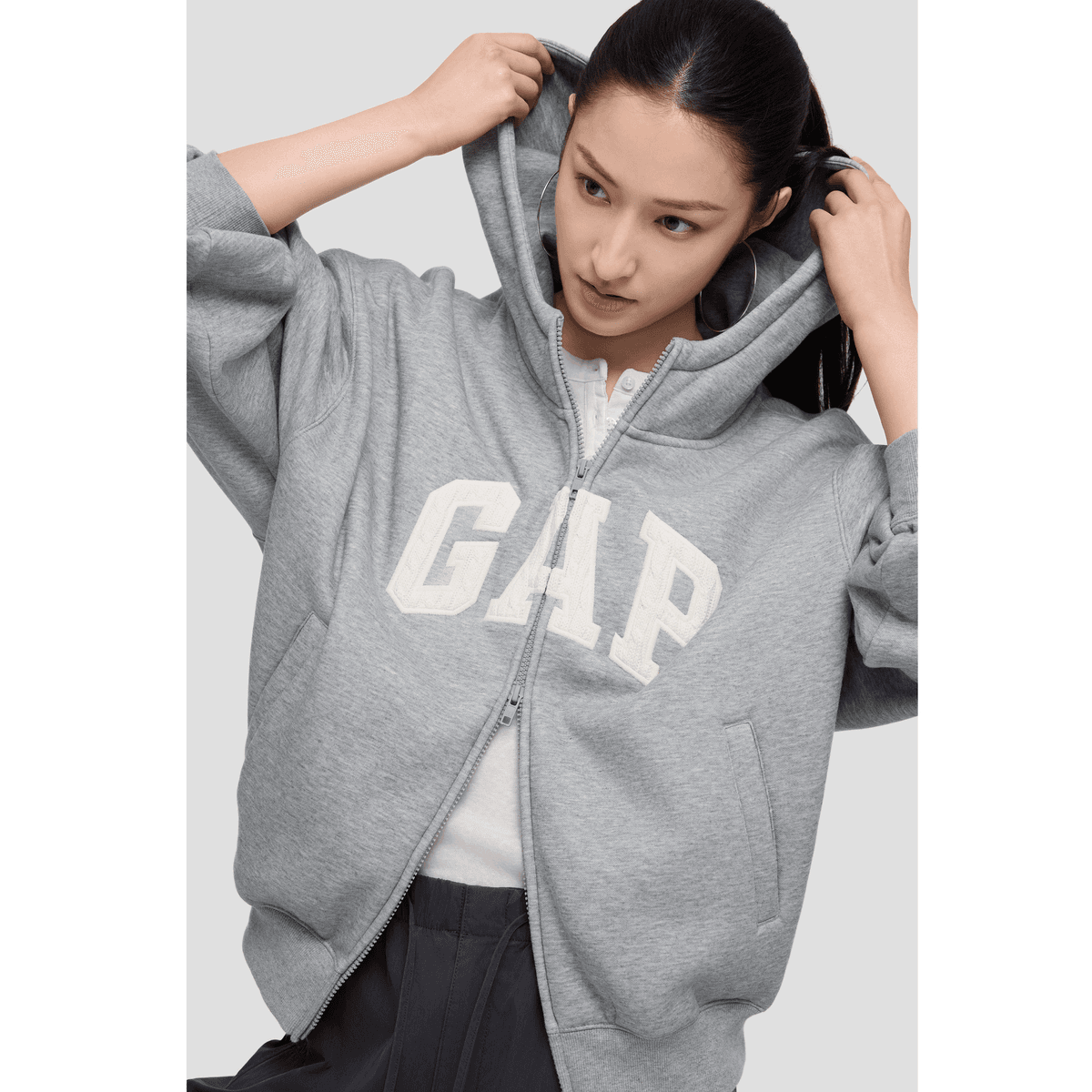 Худи GAP Женские Толстовки - изображение 3
