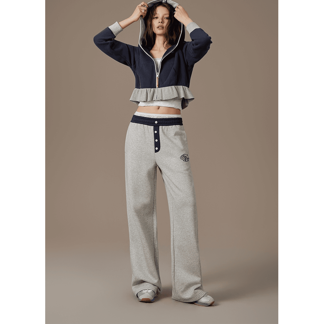 Штаны CHUU Light Photinia Gray Women's Casual Pants CHUU Светло-Фотиния Серый Женские Повседневные Брюки - изображение 5