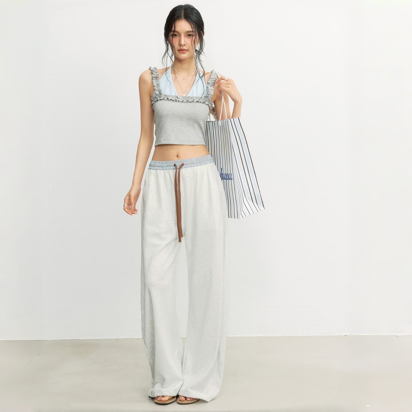 Штаны CHUU Light Photinia Gray Women's Casual Pants CHUU Светло-Фотиния Серый Женские Повседневные Брюки - изображение 3