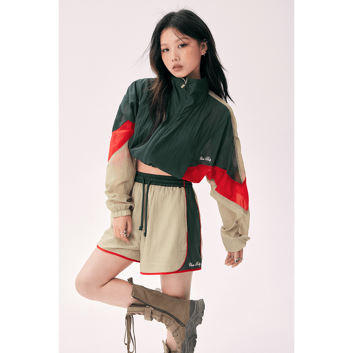 Шорты CHUU Khaki Женские Повседневные Шорты - изображение 7