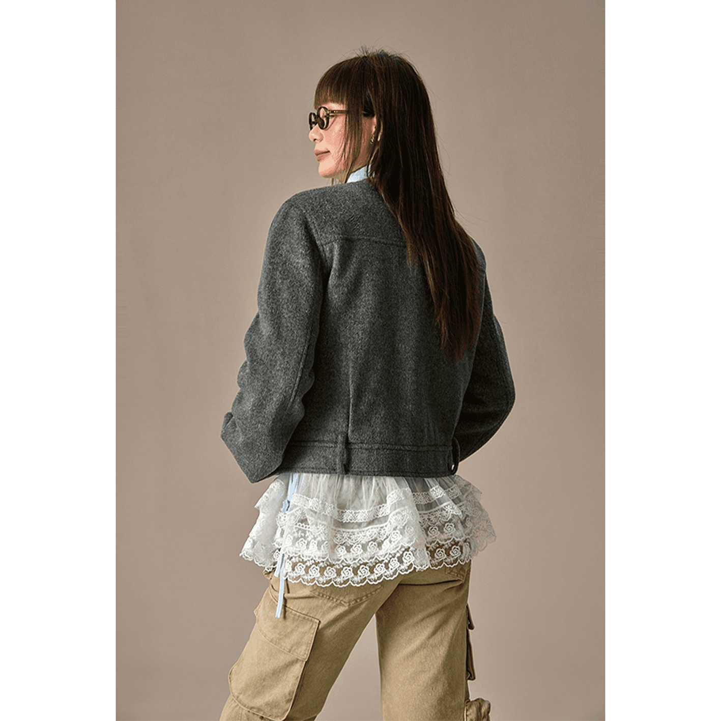 CHUU Carbon Gray Женские пуховики - изображение 4