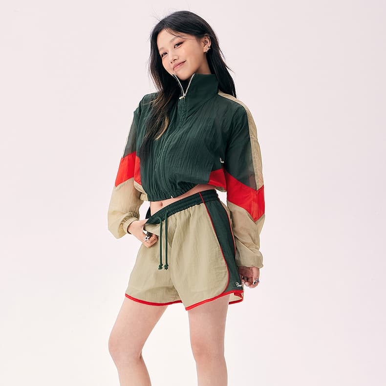 Шорты CHUU Khaki Женские Повседневные Шорты - изображение 3