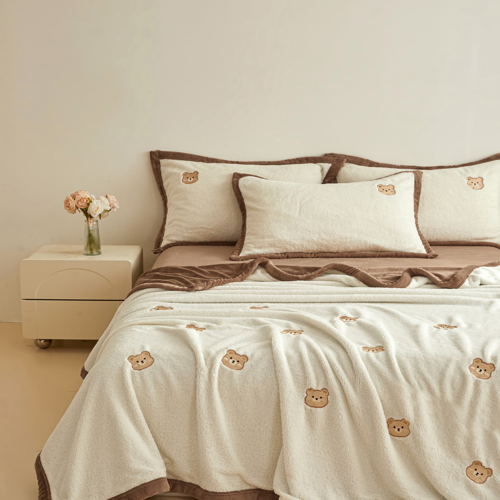 HLA Пледы THROW Fleece Пледы - изображение 3