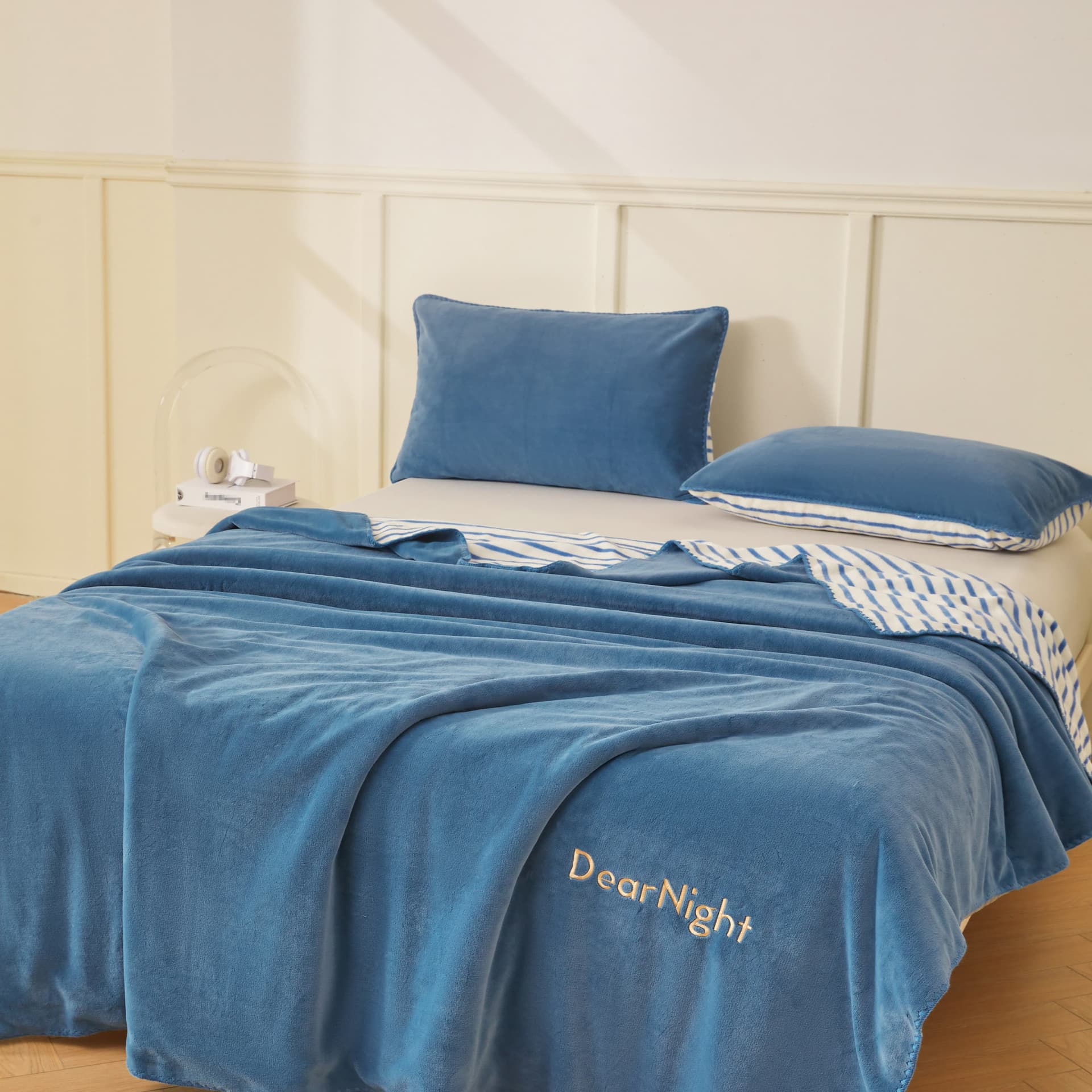 HLA Пледы THROW Fleece Пледы - изображение 3