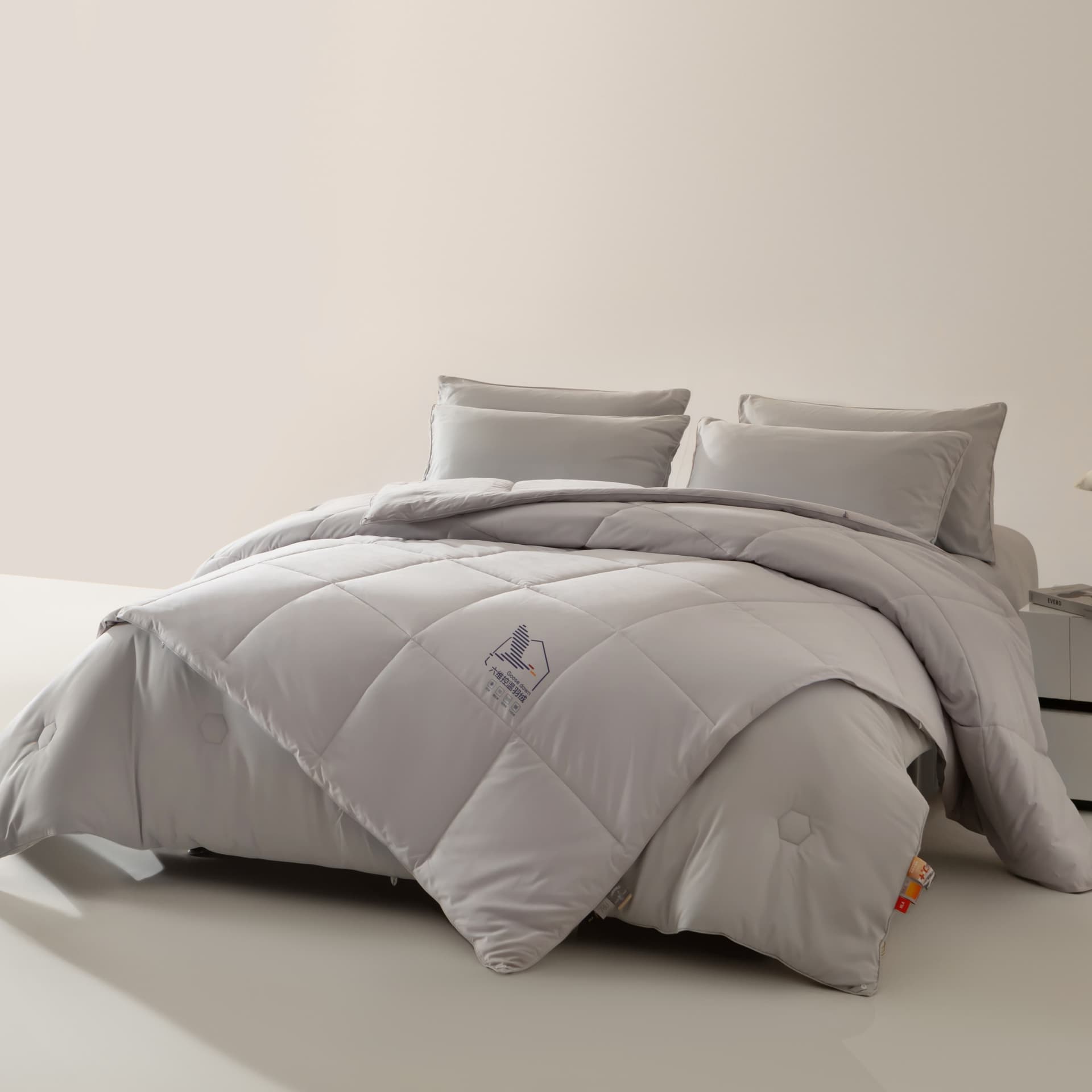 HLA Down Feather Quilts HLA Пуховые одеяла с пером - изображение 2
