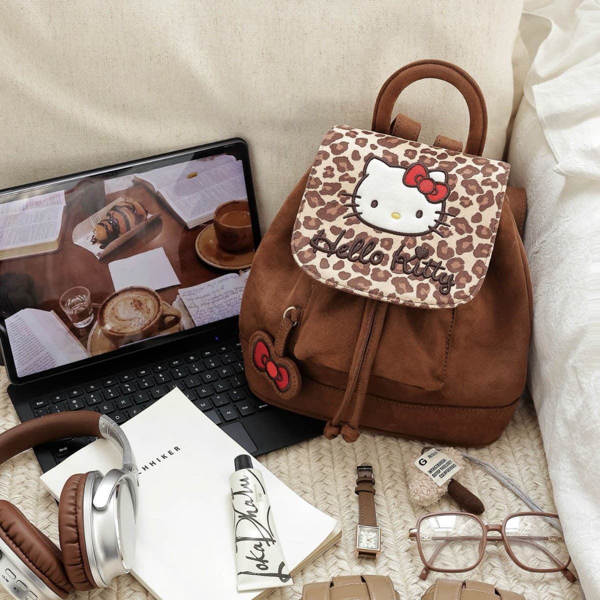 Рюкзак Sanrio Hello Kitty Полиэстеровый Рюкзак Стандартный (Стандартный) Женский Стиль Майярд Коричневый - изображение 3