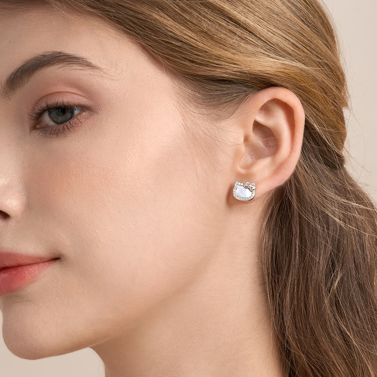 Серьги Sanrio Hello Kitty Серьги-гвоздики с синтетическим кубическим цирконием Женские - изображение 3