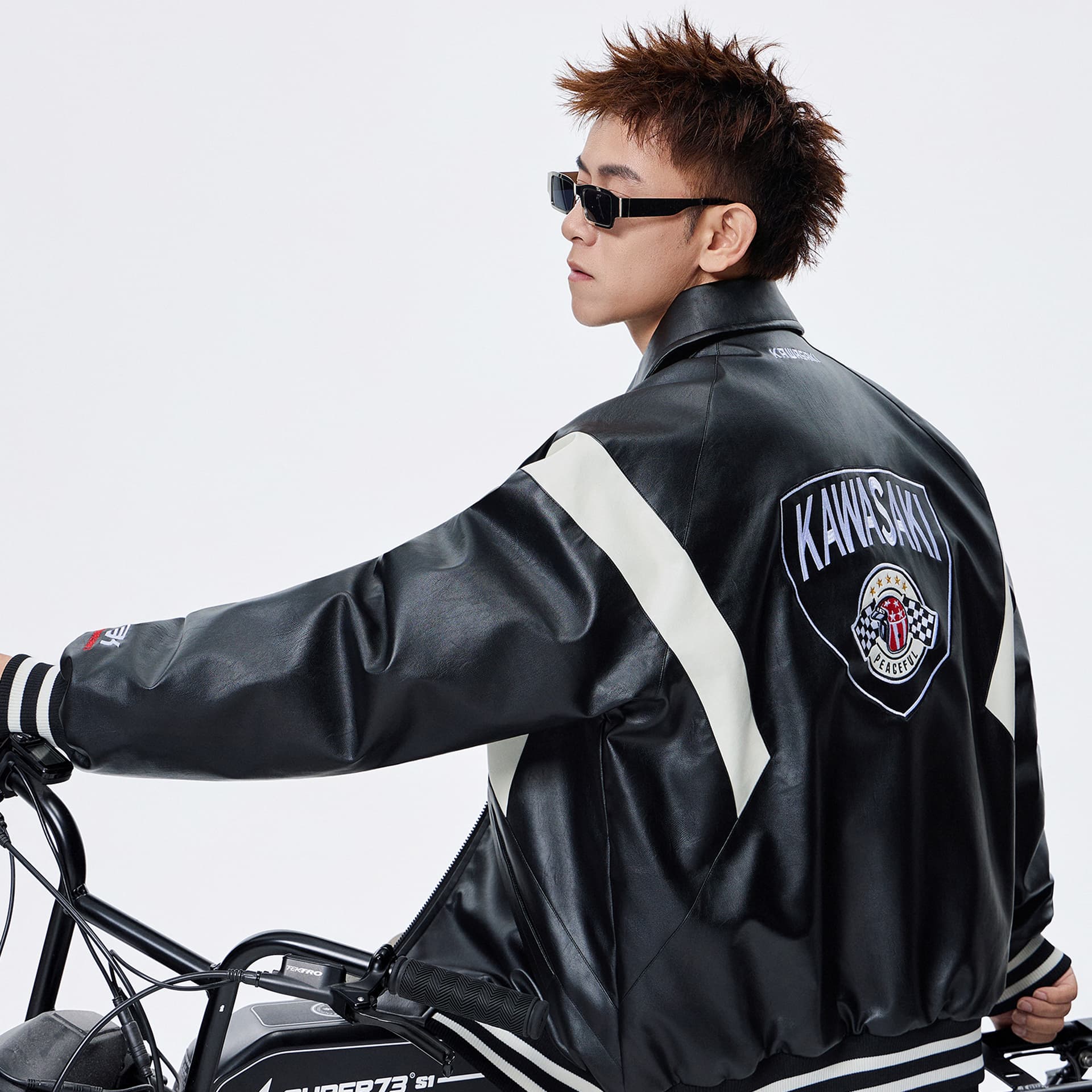 Зимняя куртка Kawasaki Унисекс Пуховики - изображение 6